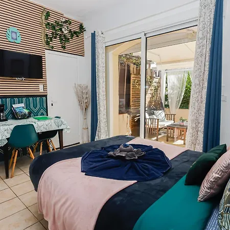 Casa de Férias 20m2- 1 Pers- De La Nartelle- Maxime - Piscine Partage- Parking Sainte-Maxime