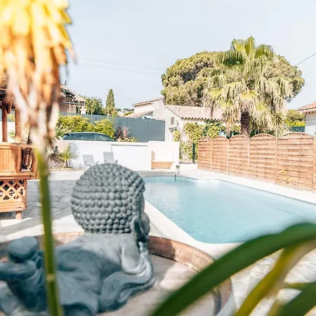 20m2- 1 Pers- De La Nartelle- Maxime - Piscine Partage- Parking * Sainte-Maxime